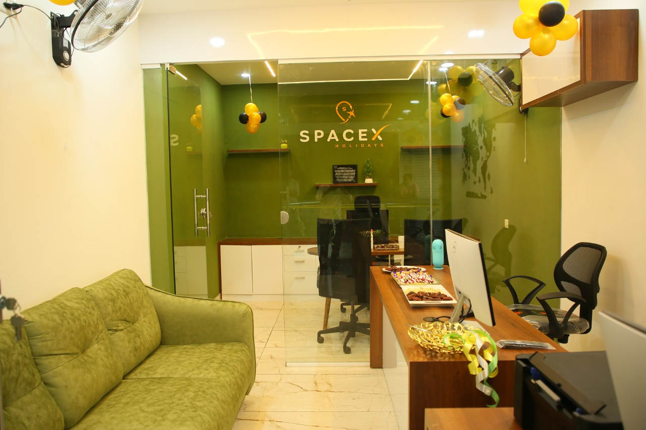 spacex travels, the top travel agency in taliparamba